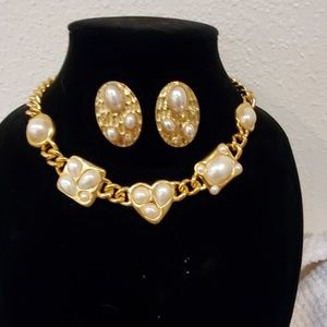 Gold tone and faux pearl earring and necklace